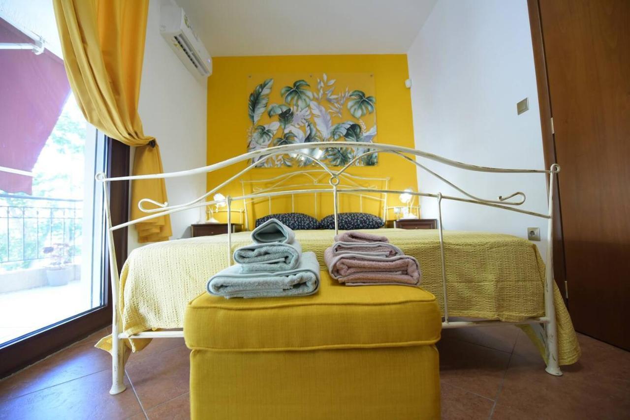 Amalfi Luxury Apartment Komotiní Ngoại thất bức ảnh